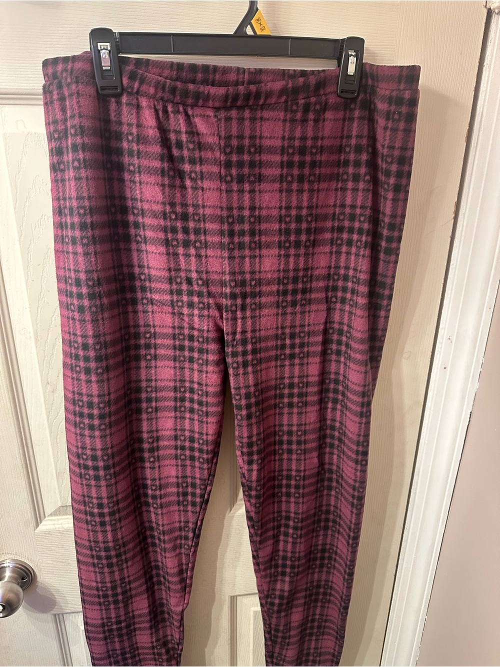 Cuddl Duds Pink and Black Plaid Pull-On Leggings